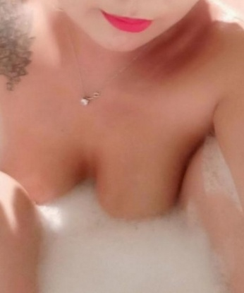 Юлия, 27 лет, 2 размер груди